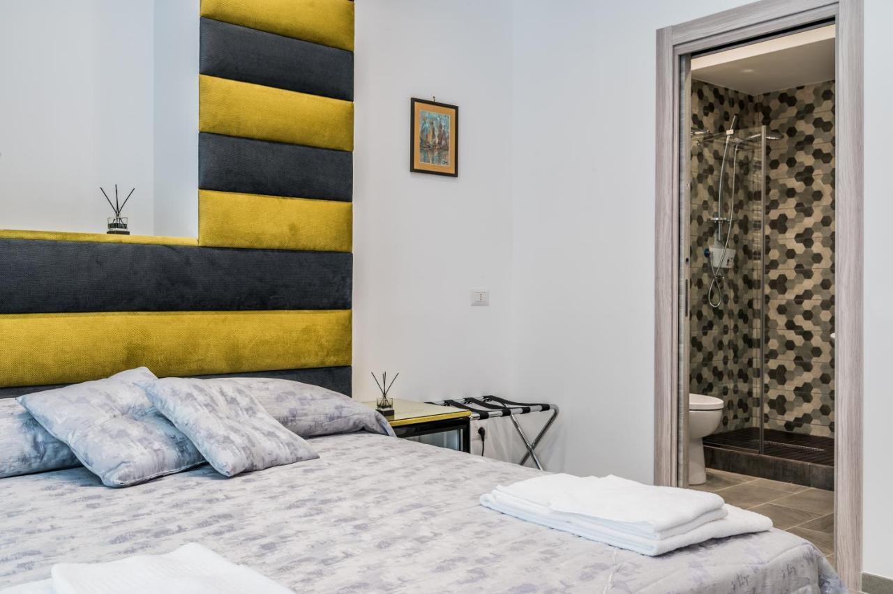 Naples & Love Rooms Napels Buitenkant foto